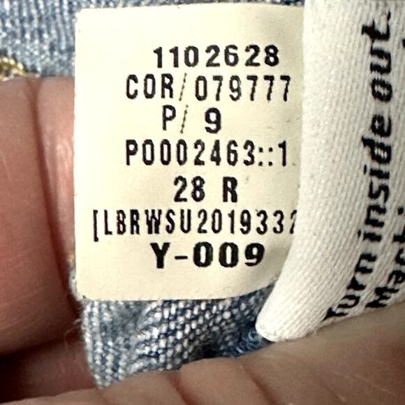 Lane Bryant MidRise Girlfriend Crop Wm Sz 28 Embellished Light Wash Casual Jeans - Picture 10 of 13